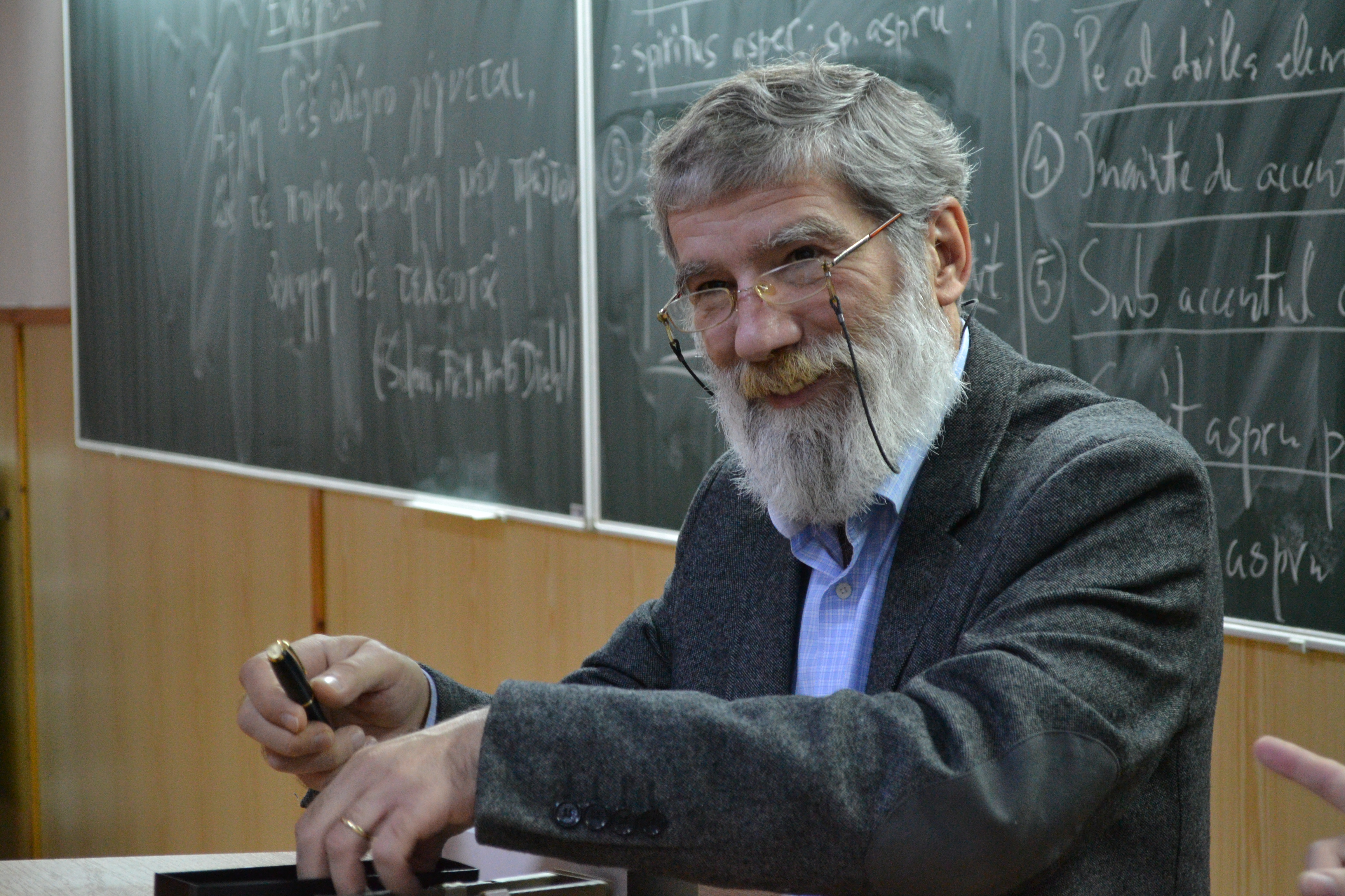 Prof. Gabriel Săndoiu la unul din cursurile CEX